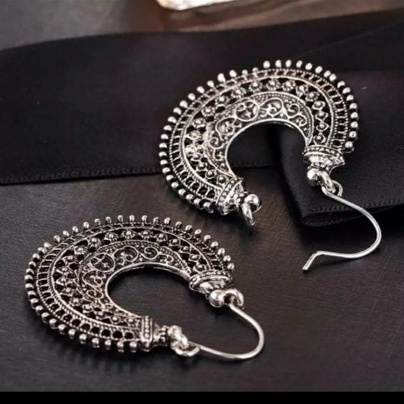 NWT BOHO Gypsy Style Earrings - Picture 6 of 8